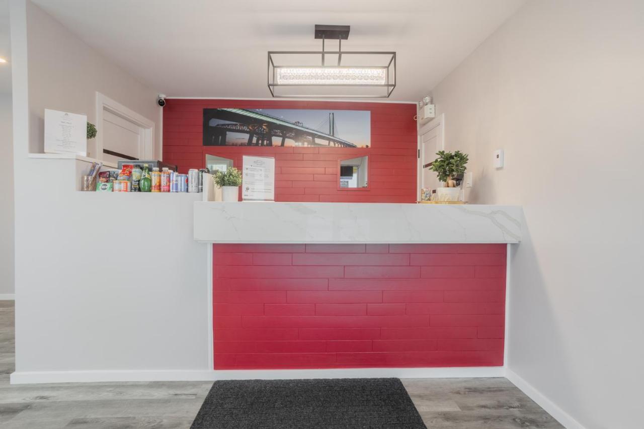 Motel Champlain Brossard Eksteriør billede
