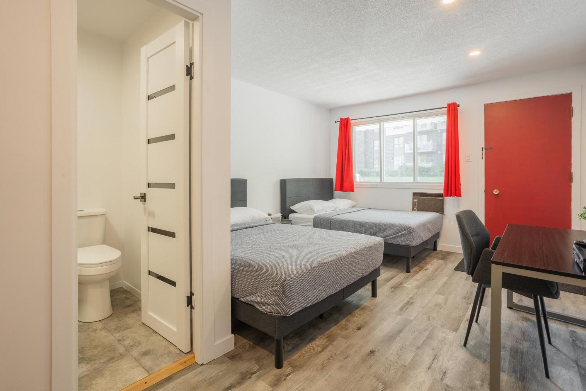 Motel Champlain Brossard Eksteriør billede